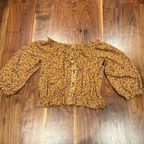 Moon & Stars Floral Peasant Blouse - Picture 3 of 6